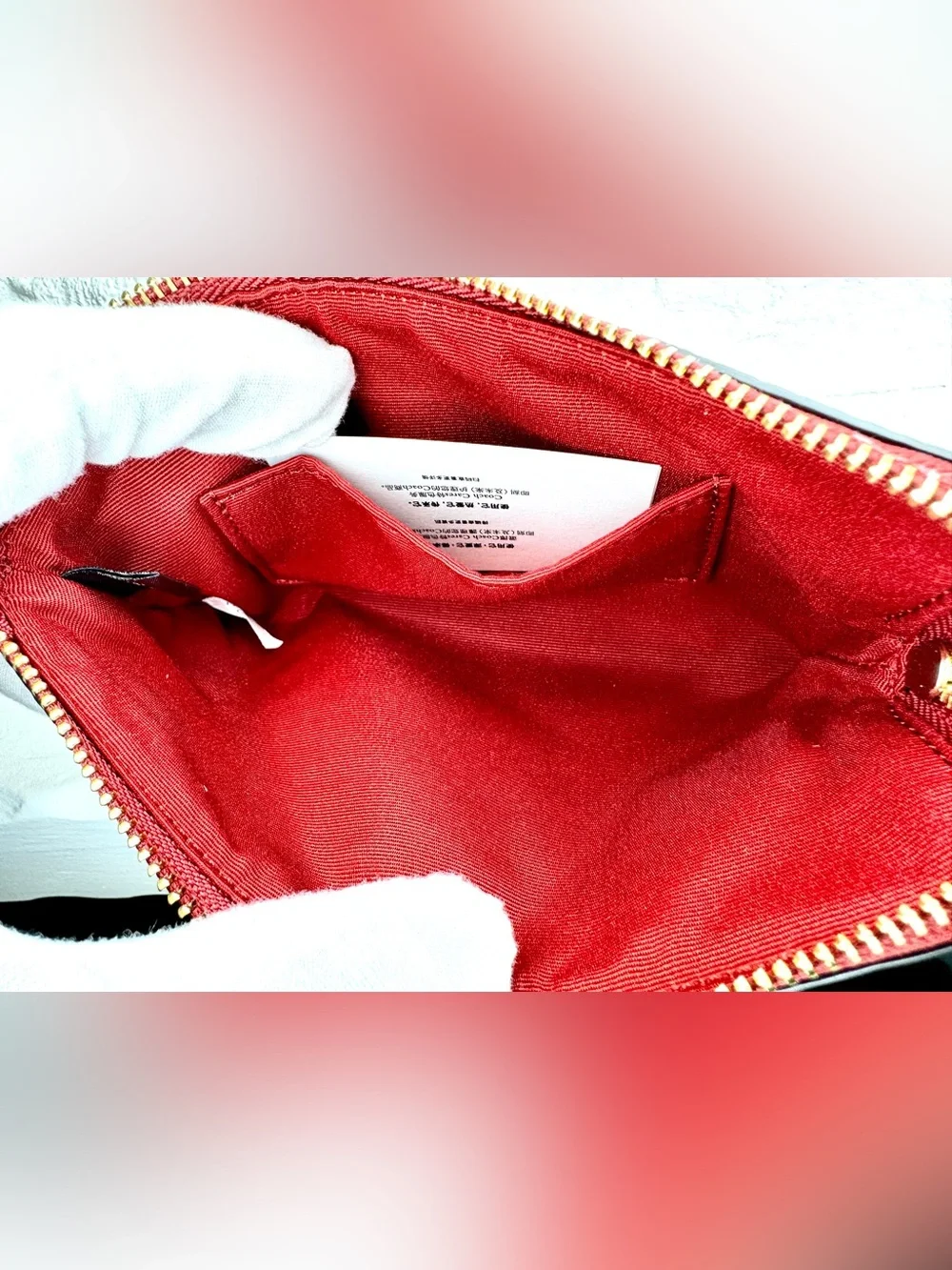 NWT Coach CEY93 Crimson Crystal Signature Corner Zip Wristlet OOAK